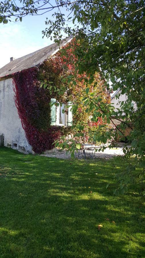 Gite Le Campagnard Saint-Germain-Des-Bois  外观 照片